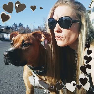 Meet your Posher, Devynn